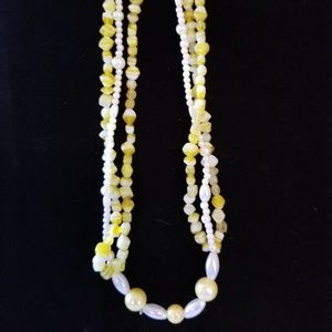 ❗5 For $2️⃣5️⃣ Yellow & White Beaded Necklace